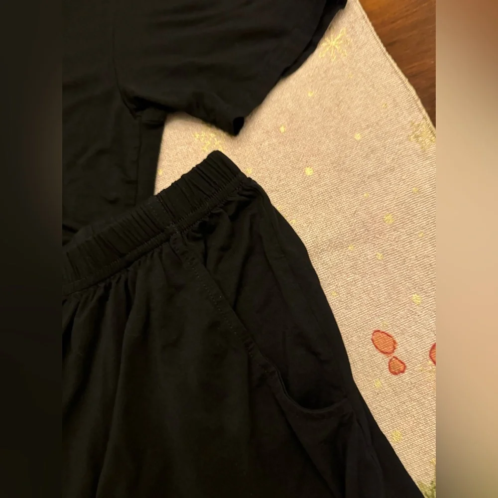 Super soft shirt+short pajama set/ Brand New with packaging - Picture 4 of 7